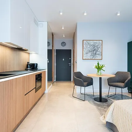 Tespis - Sokolska 30 Towers